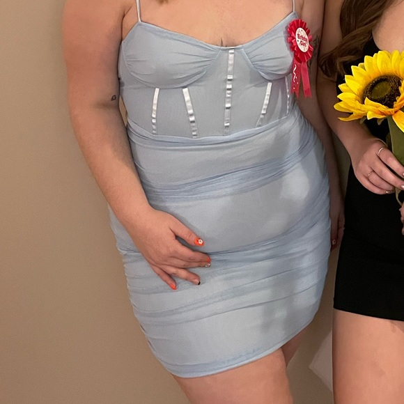 Tight dress with corset - Picture 2 of 3